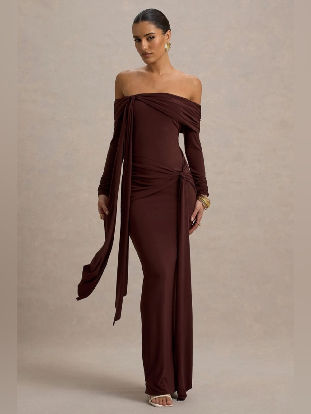 Club L London JOVIE
Brown Bardot Wrap Maxi Dress With Sash Detail